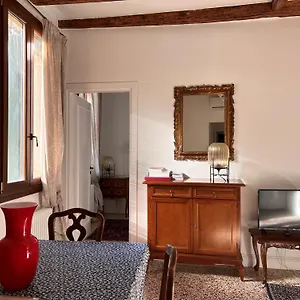 Ca Giovanni - And Exclusive , Venice Italy