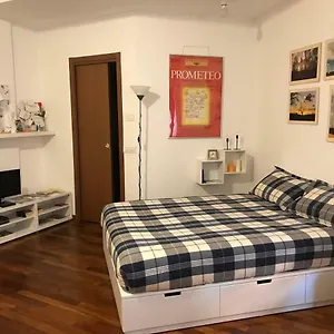 Ampere , Milano Italia